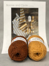 Load image into Gallery viewer, Bonnie and Clyde